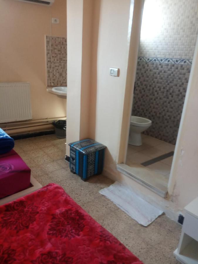 Hotel Marhaba - Beb Bhar Tunis Bagian luar foto